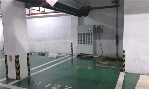 地下停車場除濕機1.jpg
